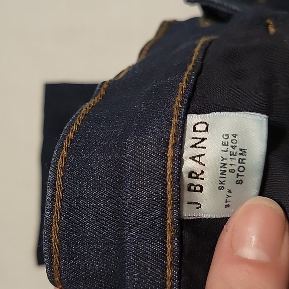 J Brand Storm dark was mid rise skinny jeans size 26 - Picture 8 of 8